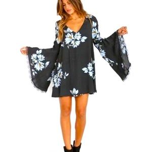 Free People Wanderer Floral Dress❣️ small